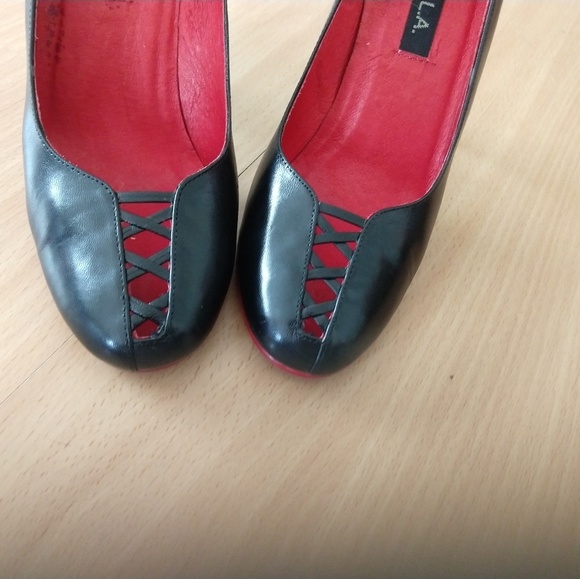 N.Y.L.A Black heels open too - Picture 1 of 5